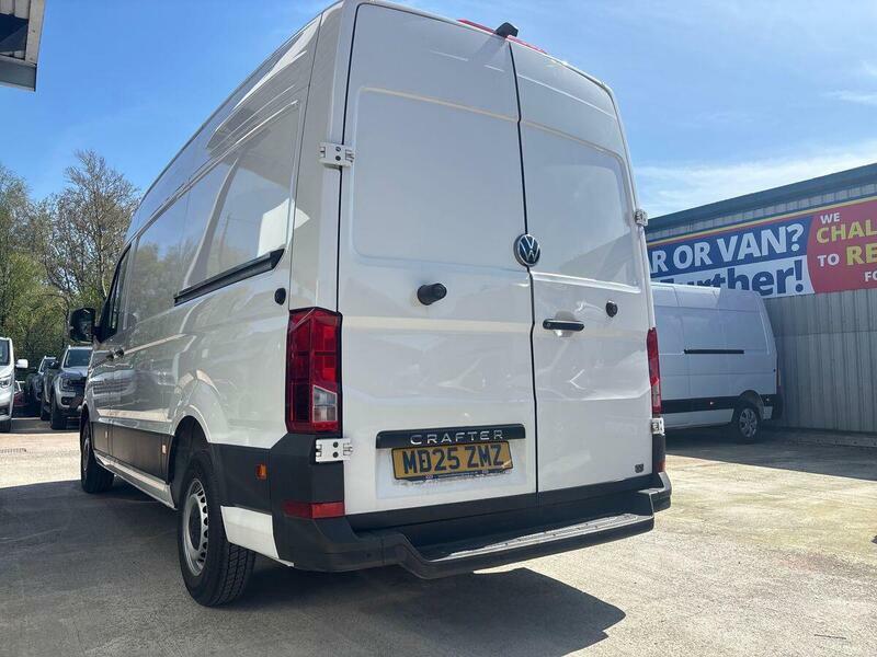 Volkswagen Crafter Cr35 Commerce Mwb 140Ps Digital Cockpitapp Conne Silver #62