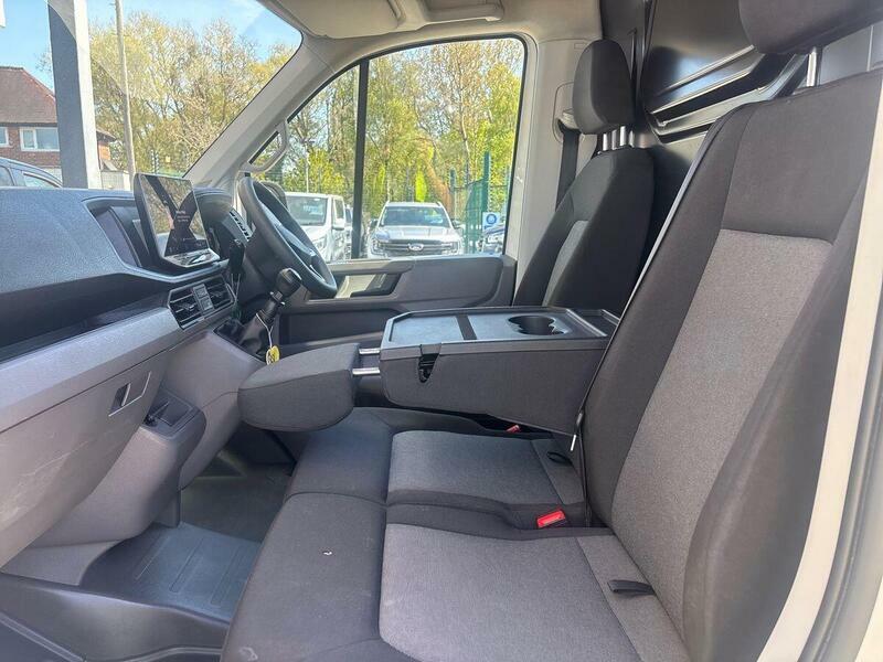 Volkswagen Crafter Cr35 Commerce Mwb 140Ps Digital Cockpitapp Conne Silver #18