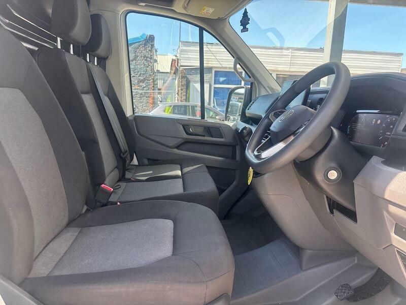 Volkswagen Crafter Cr35 Commerce Mwb 140Ps Digital Cockpitapp Conne Silver #43