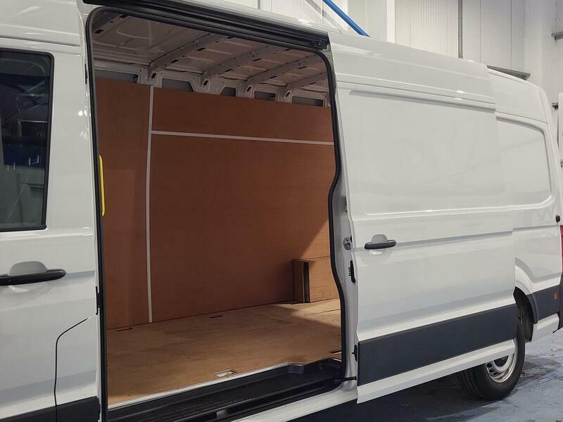 Volkswagen Crafter Cr35 Commerce Plus Mwb 140Ps Parking Sensorsdigi White #40