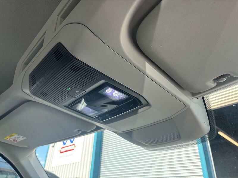 Volkswagen Crafter Cr35 Panel Van Commerce Plus Mwb 140 Ps 2.0 Tdi 6S White #26