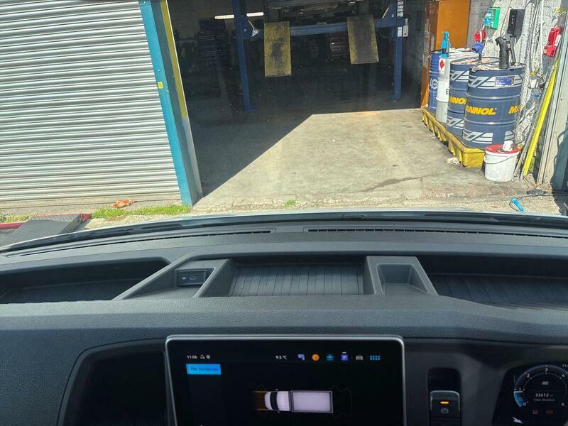 Volkswagen Crafter Cr35 Panel Van Commerce Plus Mwb 140 Ps 2.0 Tdi 6S White #53