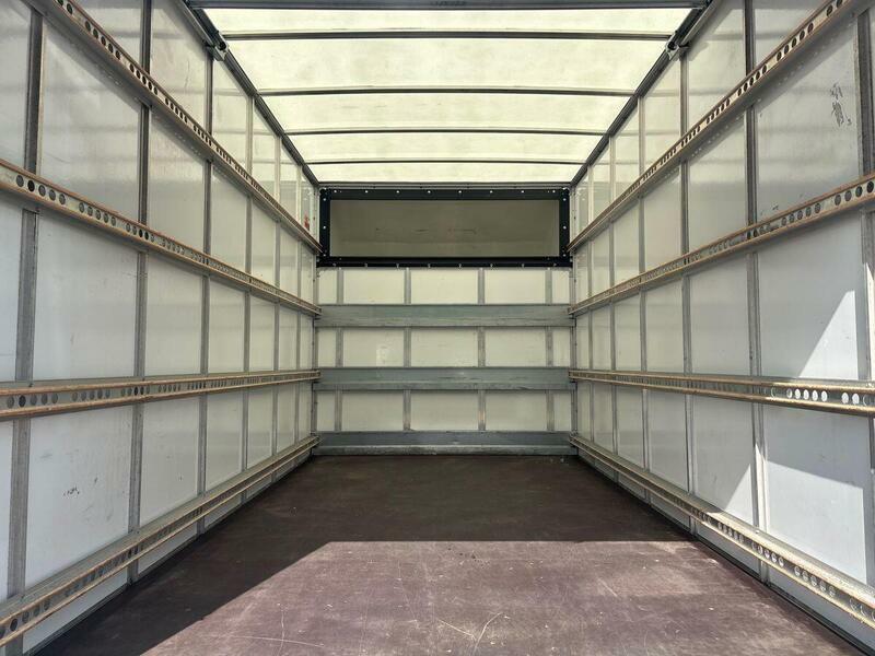 Volkswagen Crafter Cr35 Panel Van Commerce Plus Mwb 140 Ps 2.0 Tdi 6S White #76
