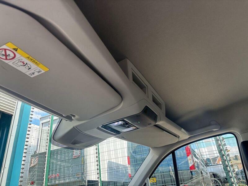 Volkswagen Crafter Cr35 Panel Van Commerce Plus Mwb 140 Ps 2.0 Tdi 6S White #61