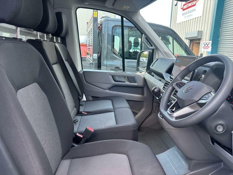 Volkswagen Crafter Cr35 Panel Van Commerce Plus Mwb 140 Ps 2.0 Tdi 6S White #58