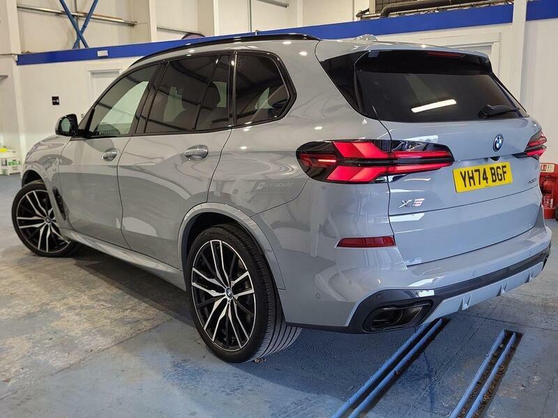 BMW X5 Xdrive50e M Sport Black #26