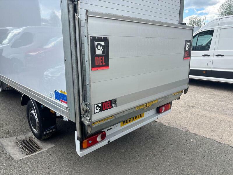 Renault Master Advance White #146