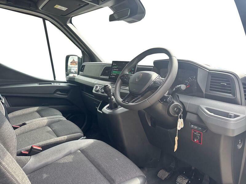 Renault Master Advance White #141