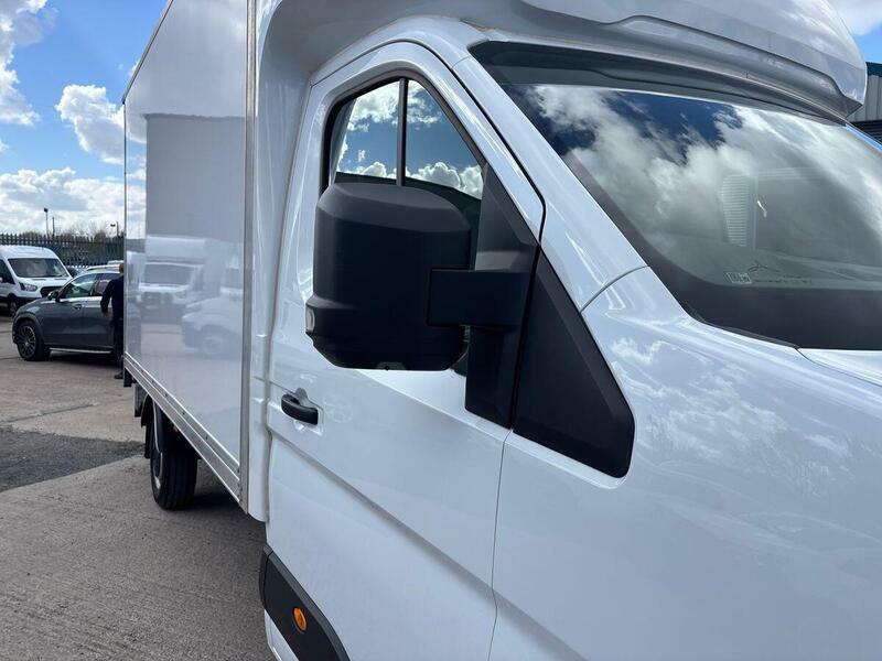 Renault Master Advance White #67
