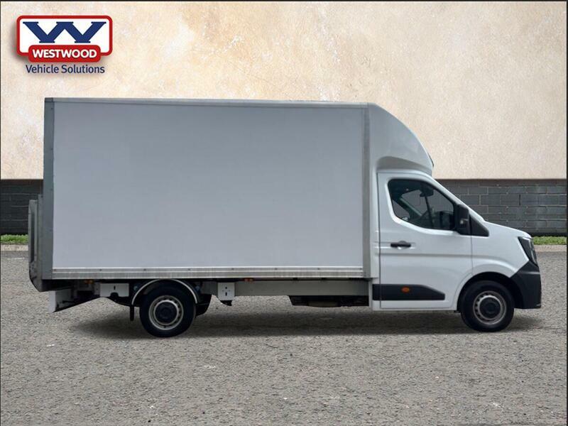Renault Master Advance White #132
