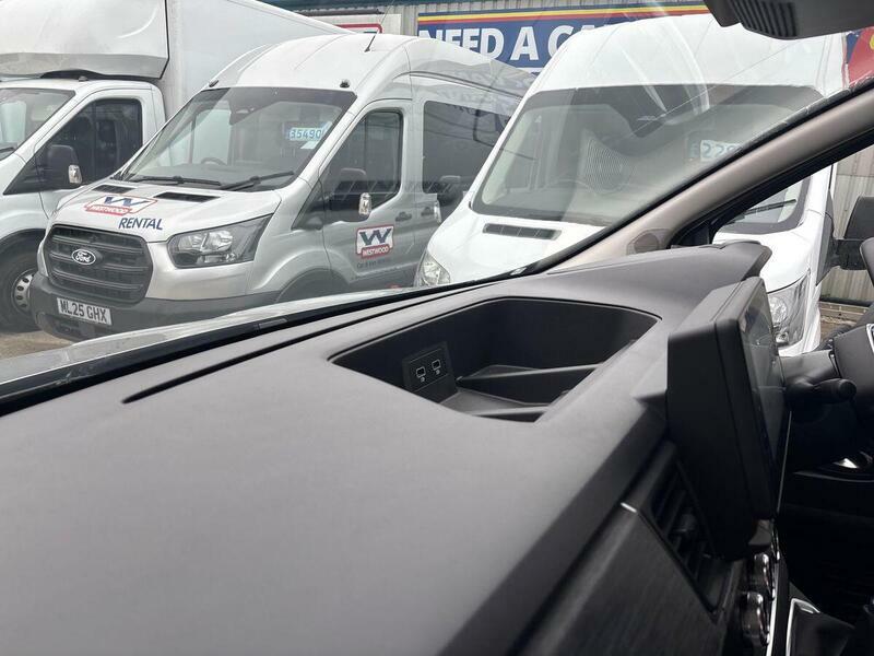 Renault Trafic Ll30 Blue Dci 150 Extra Sport Safety Crew Van White #30