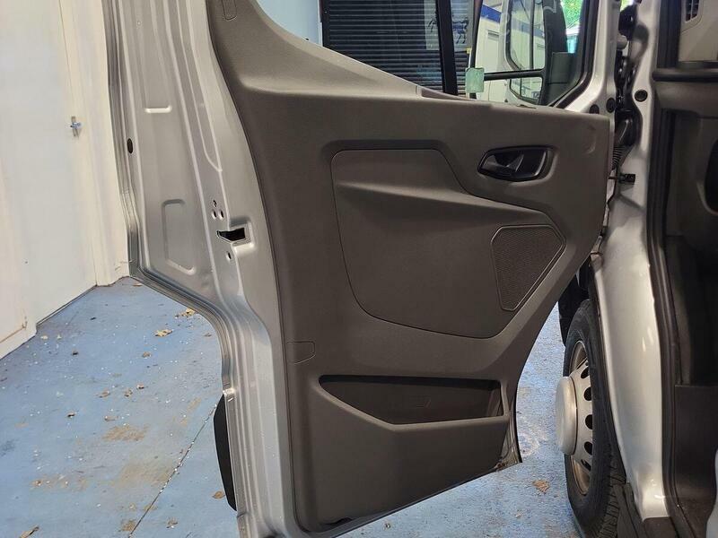Ford Transit Custom Custom 300 Limited L2 Lwb Fwd 2.0 Ecoblue 136Ps Lo  #68