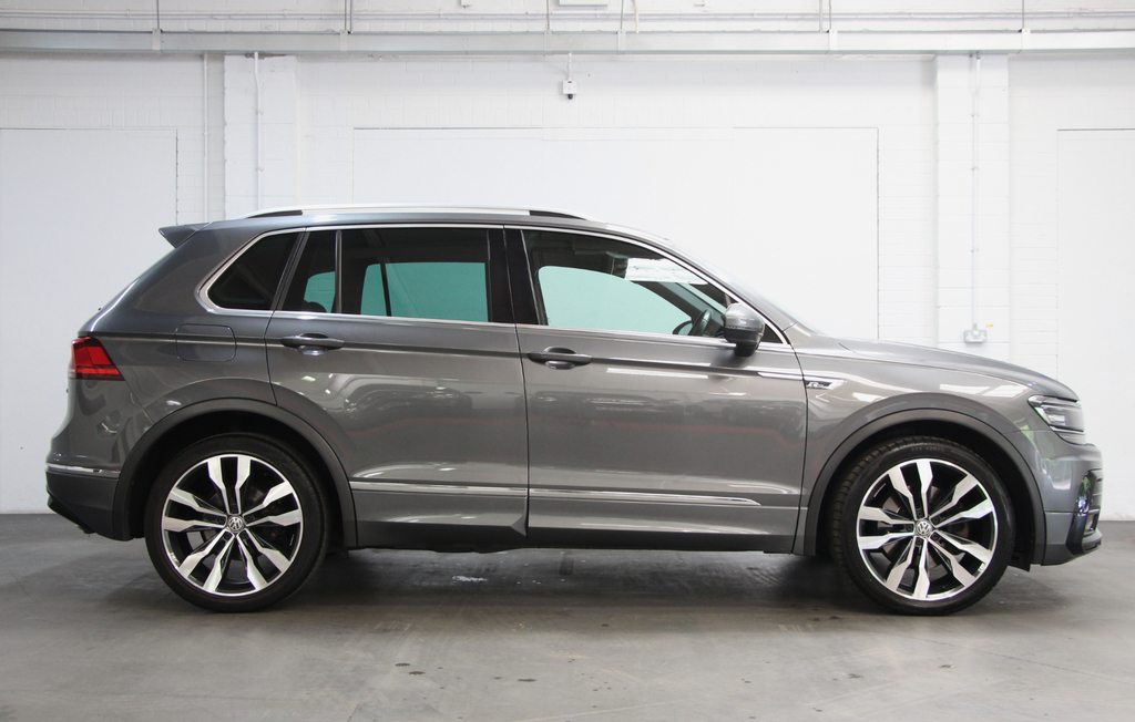 Volkswagen Tiguan Tdi R-line 4Motion 190 Demo 1 Pvt Owner, Big S MF18NLK Grey #5