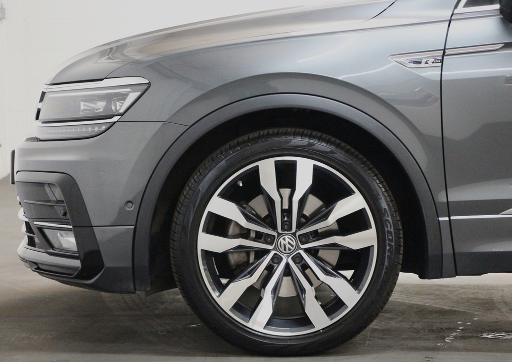 Volkswagen Tiguan Tsi R-line 4Motion 180 1 Pvt Owner, Finance Fro Grey #4