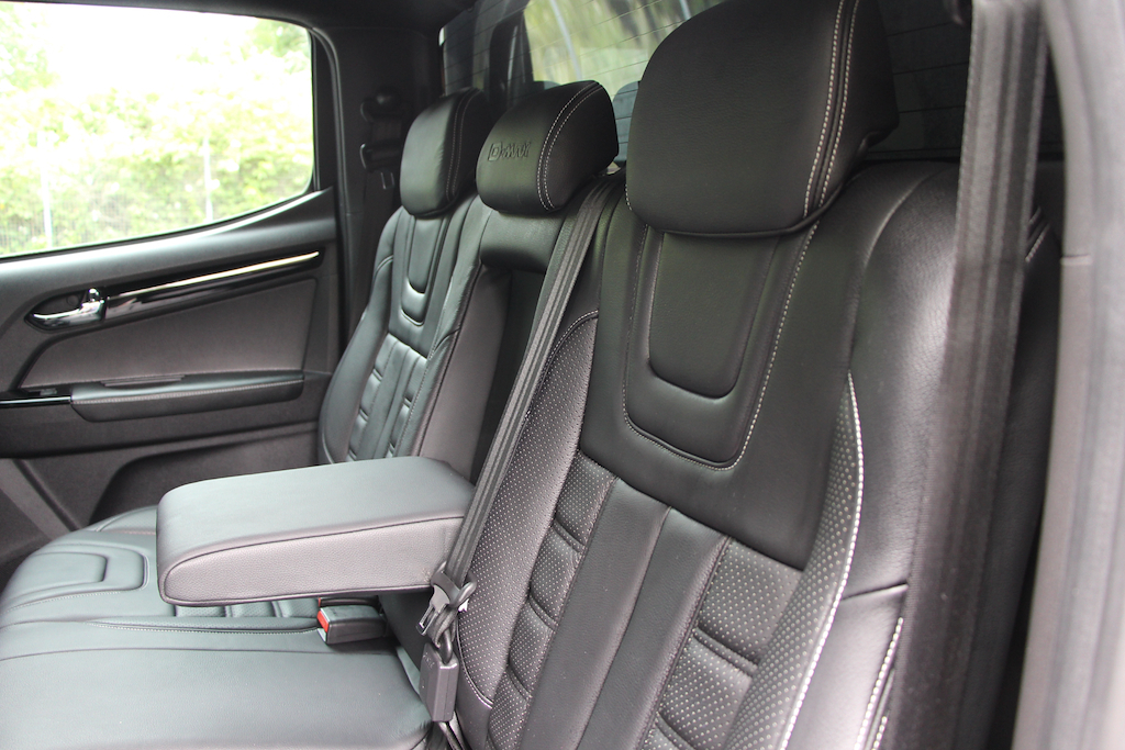 Isuzu D-Max 1.9 Yukon Double Cab 4X4 Grey #29