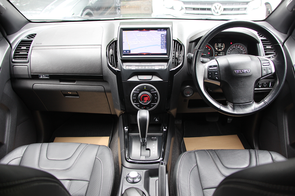 Isuzu D-Max 1.9 Yukon Double Cab 4X4 Grey #30
