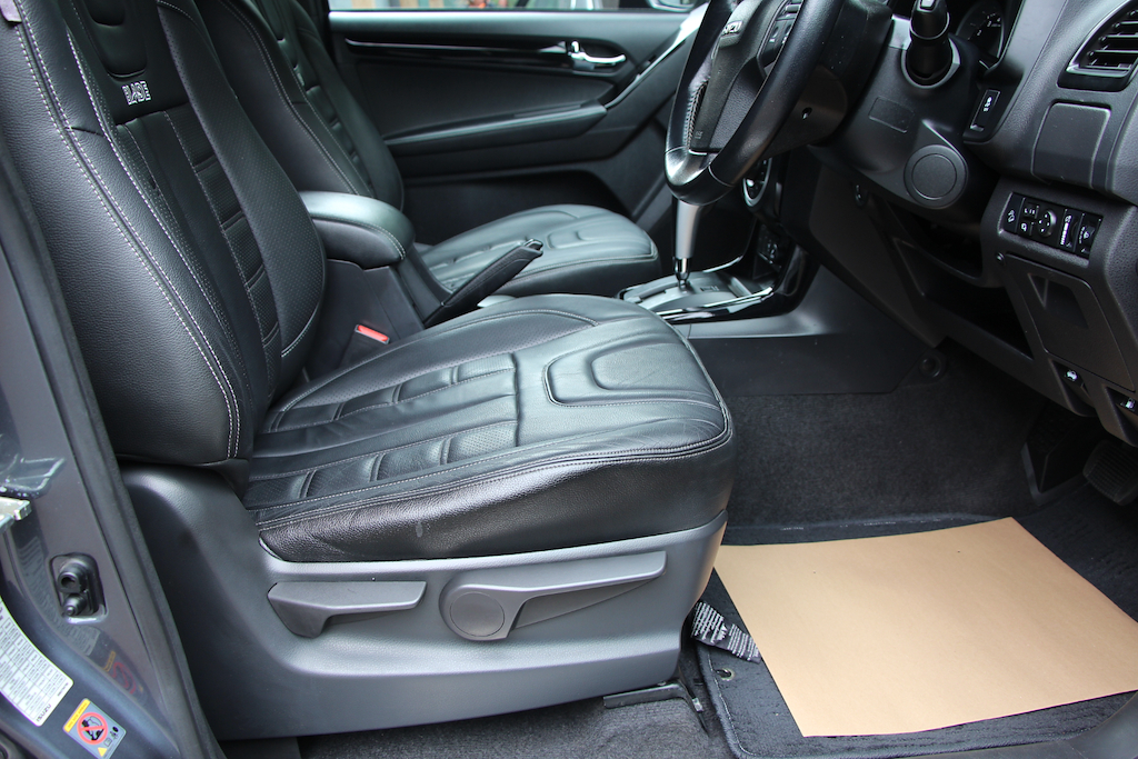 Isuzu D-Max 1.9 Yukon Double Cab 4X4 Grey #34