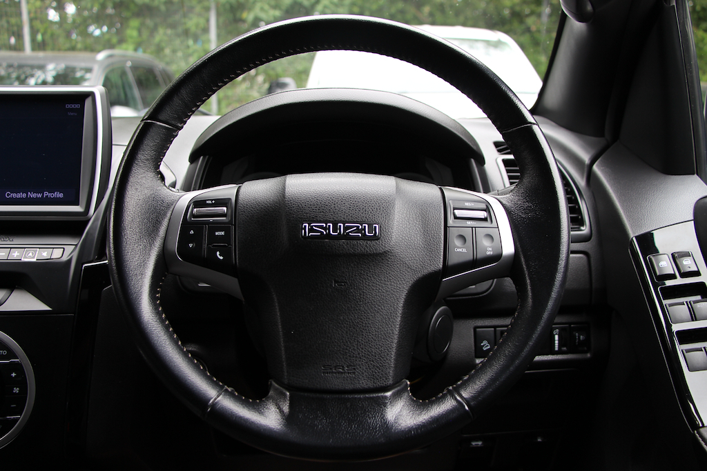 Isuzu D-Max 1.9 Yukon Double Cab 4X4 Grey #22