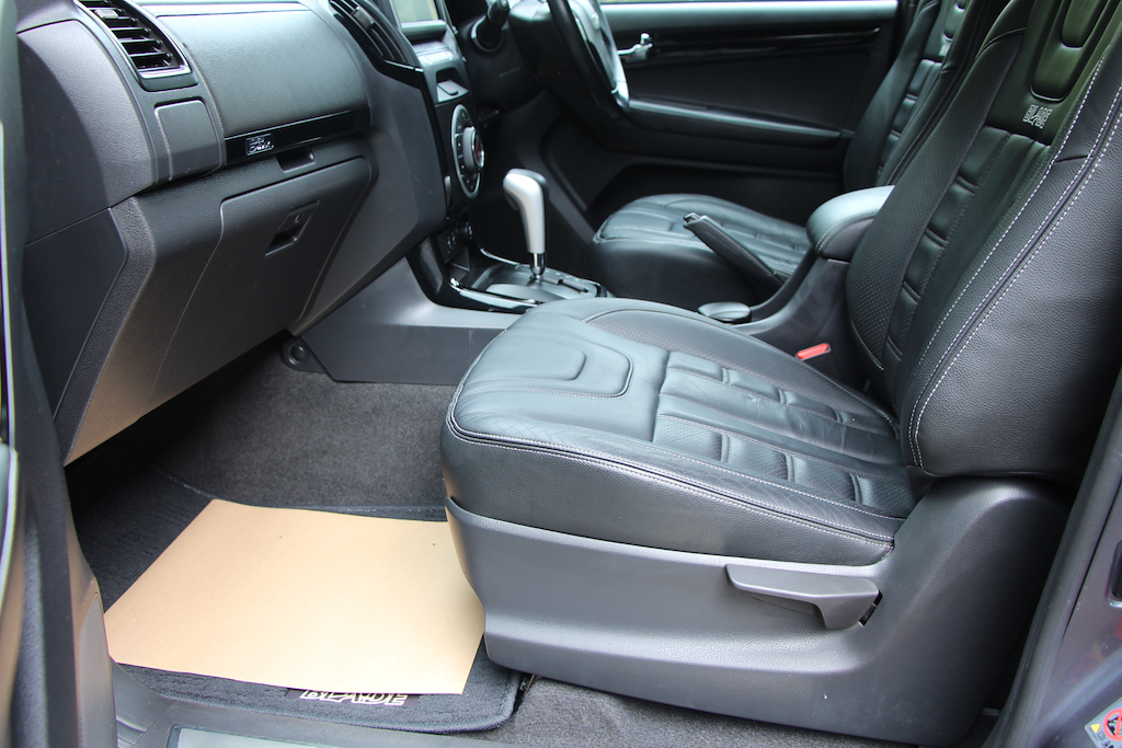 Isuzu D-Max 1.9 Yukon Double Cab 4X4 Grey #26