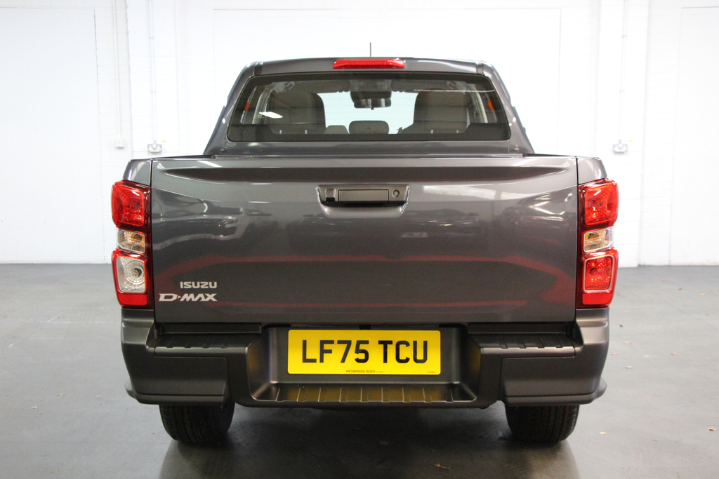 Isuzu D-Max Td Utility Dl Double Cab 4Wd 164 Any Vehicle In  #5