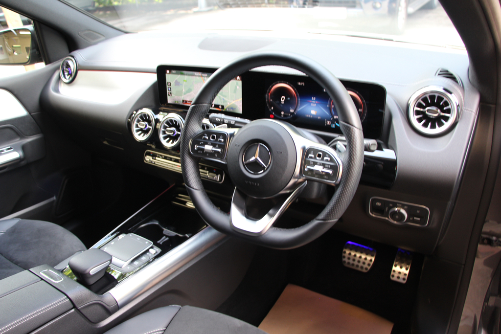 Mercedes-Benz B Class B200 Amg Line Executive  #5