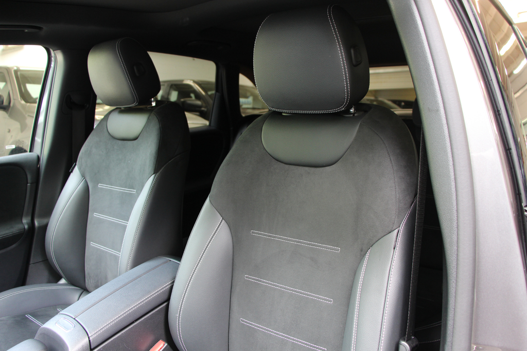 Mercedes-Benz B Class B200 Amg Line Executive  #3