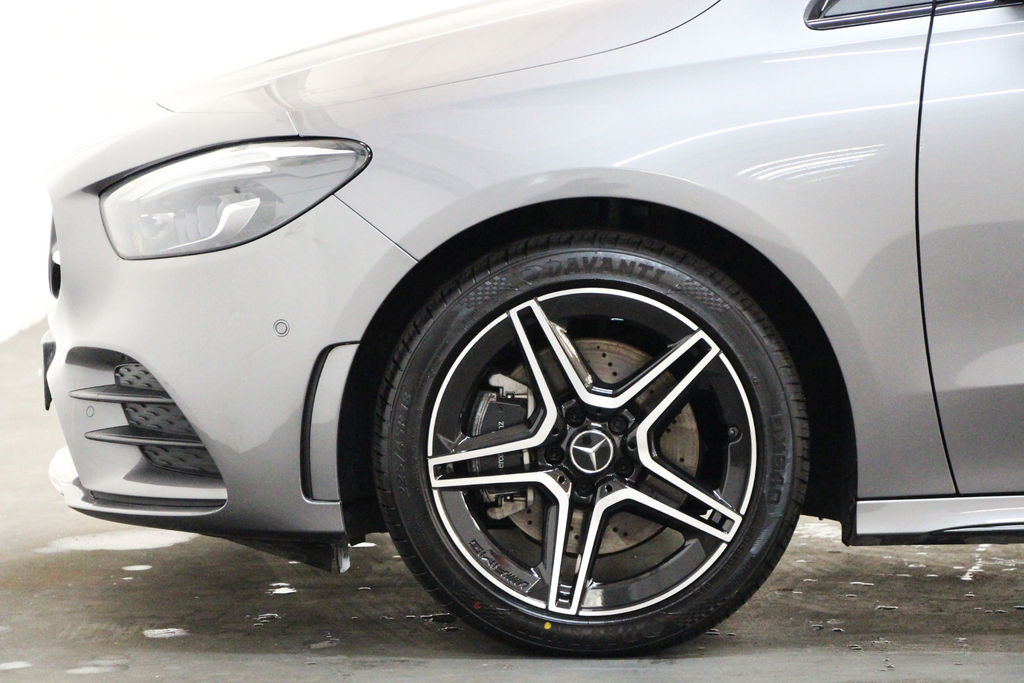 Mercedes-Benz B Class B200 Amg Line Executive  #2