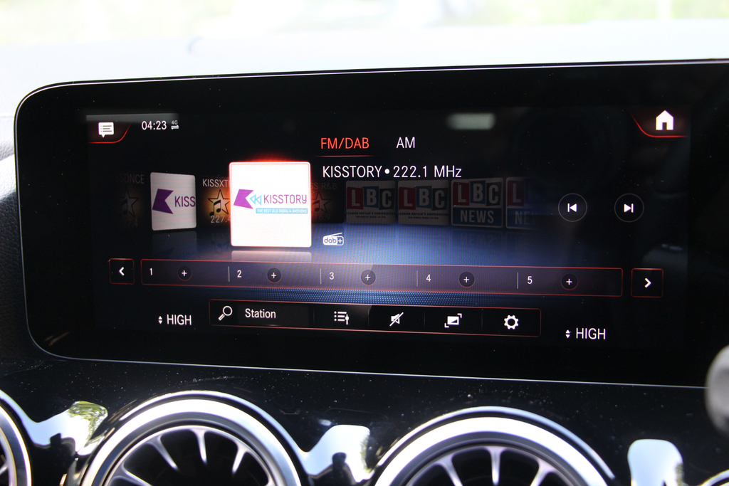 Mercedes-Benz B Class B200 Amg Line Executive  #25