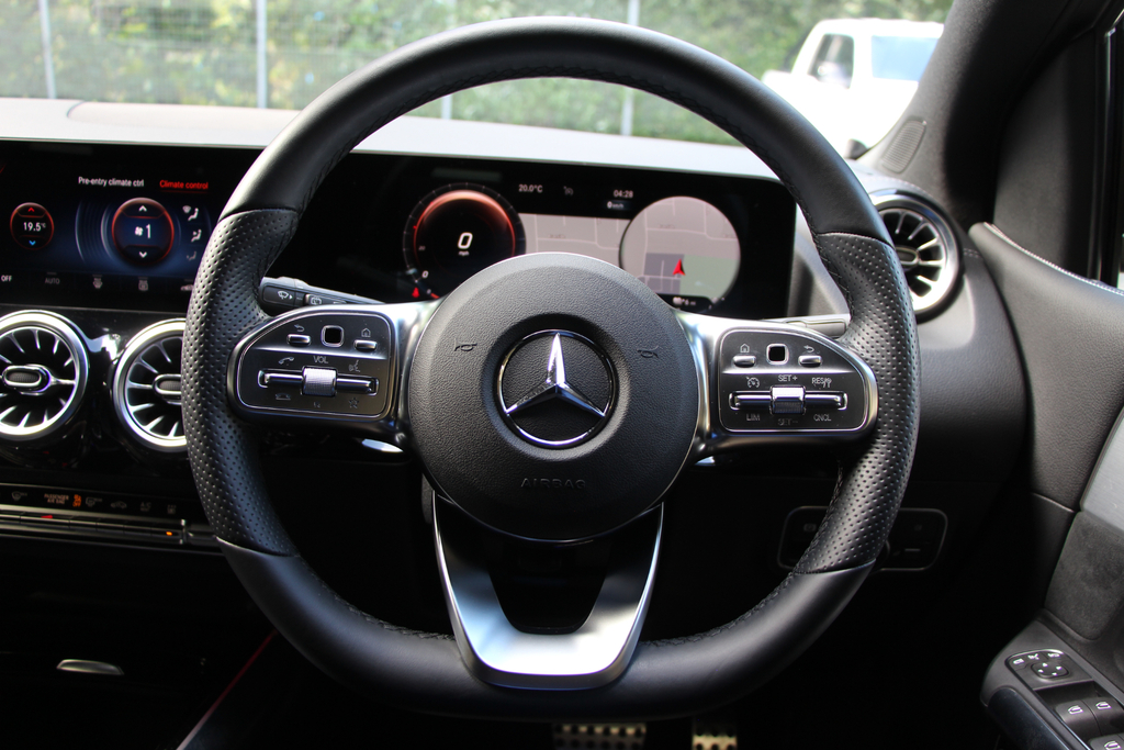 Mercedes-Benz B Class B200 Amg Line Executive  #7