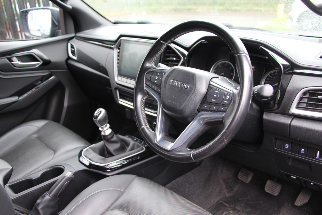 Isuzu D-Max 1.9 V-cross Double Cab 4X4 Blue #7