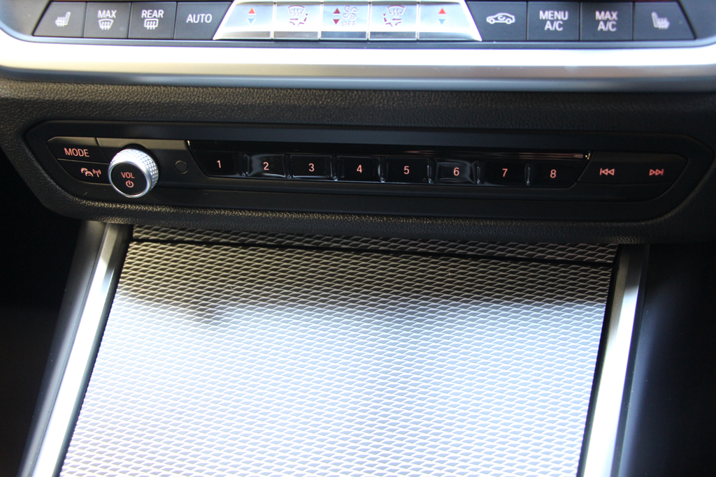 BMW 3 Series 330E Se Pro Step Black #34