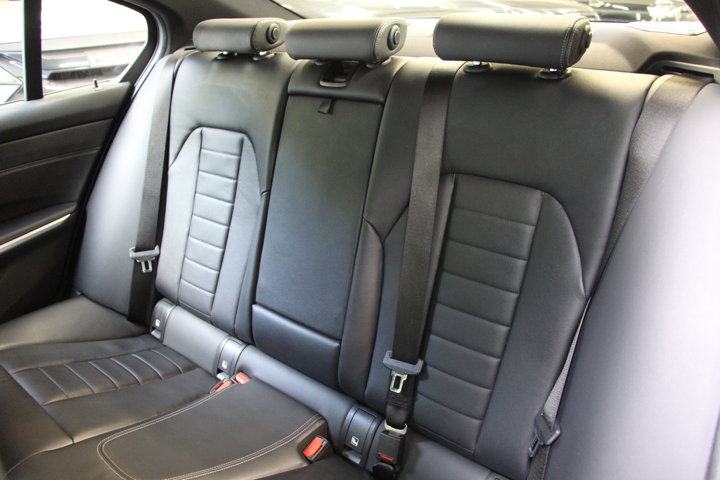 BMW 3 Series 330E Se Pro Step Black #36