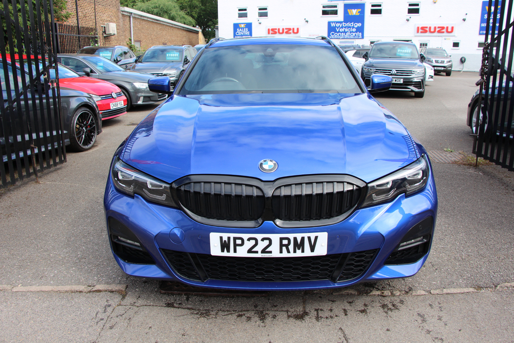 BMW 3 Series Estate Black #1