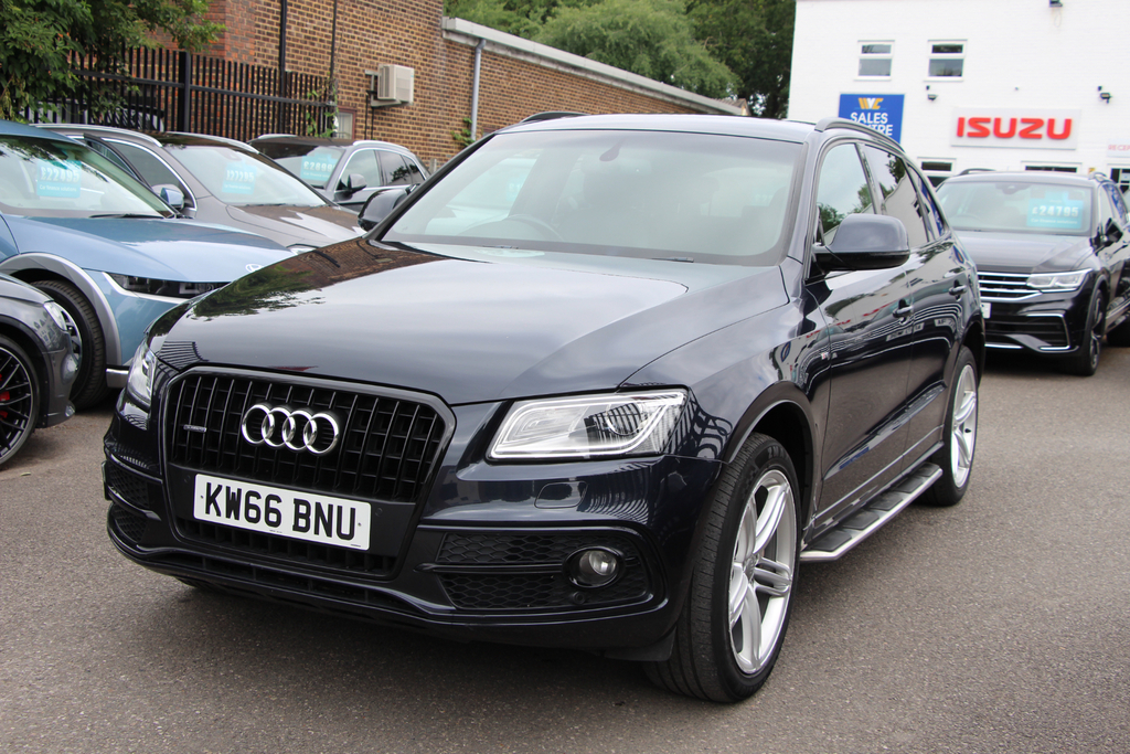 Audi Q5 2.0 Tdi Quattro S Line Plus 187 Bhp Blue #2