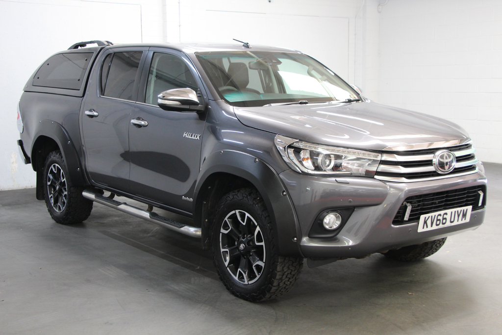 Toyota HILUX 2.4 D-4d Invincible X Pickup Double Cab #6