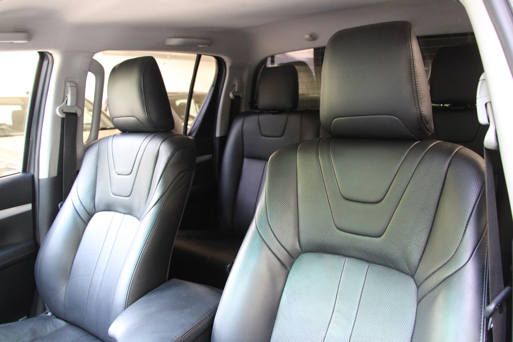 Toyota HILUX Active 4X4 D-4d Dcb White #19
