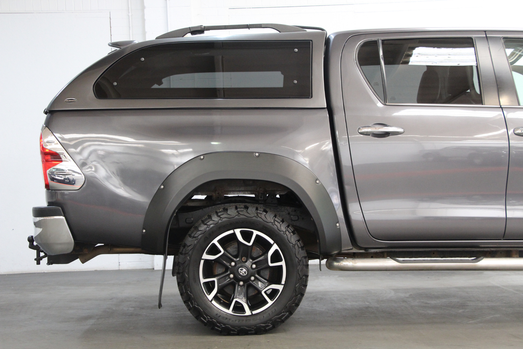 Toyota HILUX Active 4X4 D-4d Dcb White #9