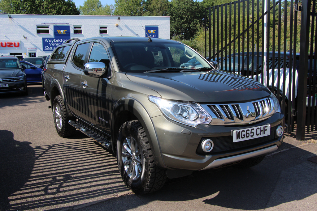 Mitsubishi L200 Di-d Dc Barbarian Double Cab 4Wd 178 Canopy, To  #2