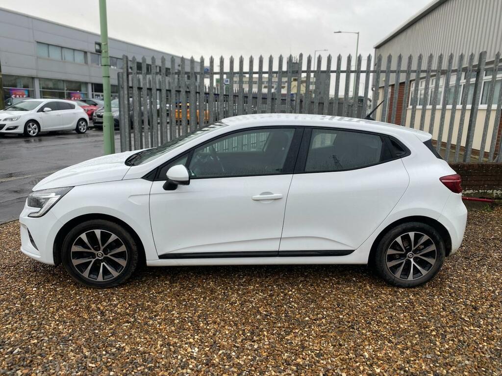 Renault Clio 1.0 Tce 90 Iconic YS71WUP White #2