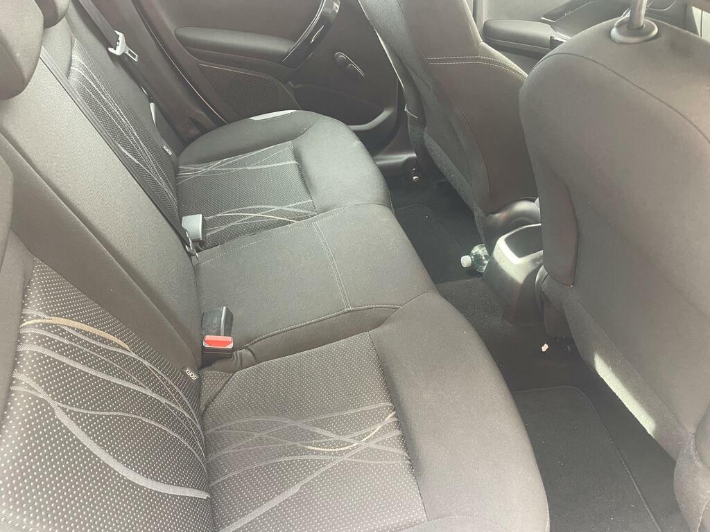 Peugeot 208 Active White #6