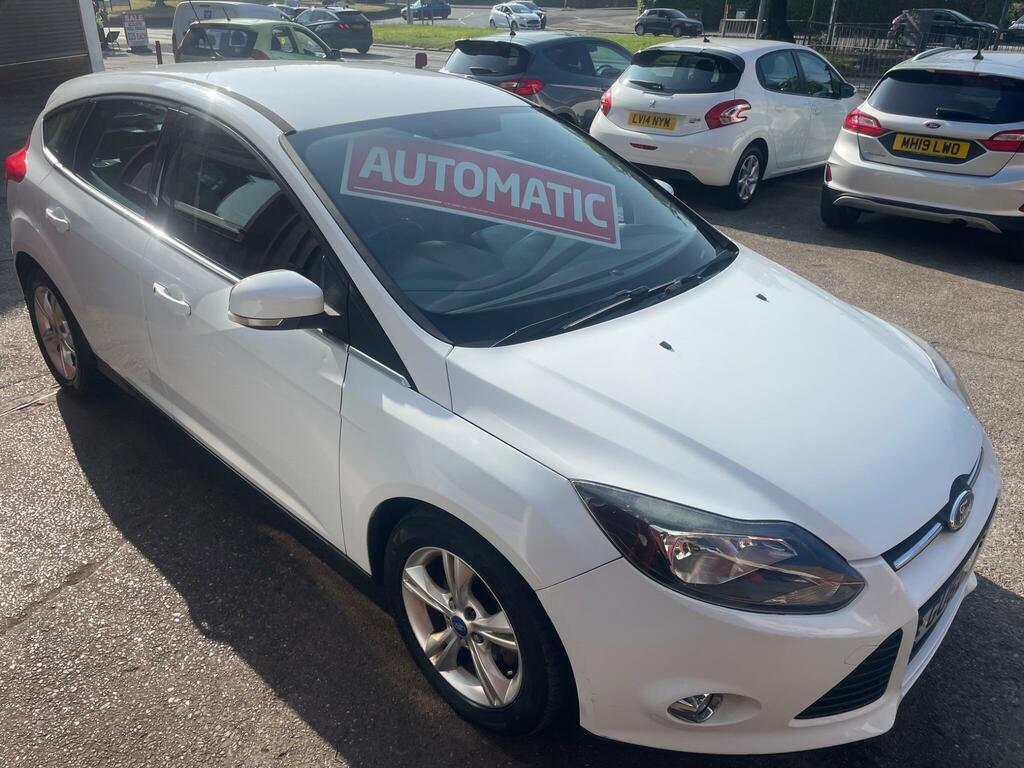 Ford Focus Zetec White #2