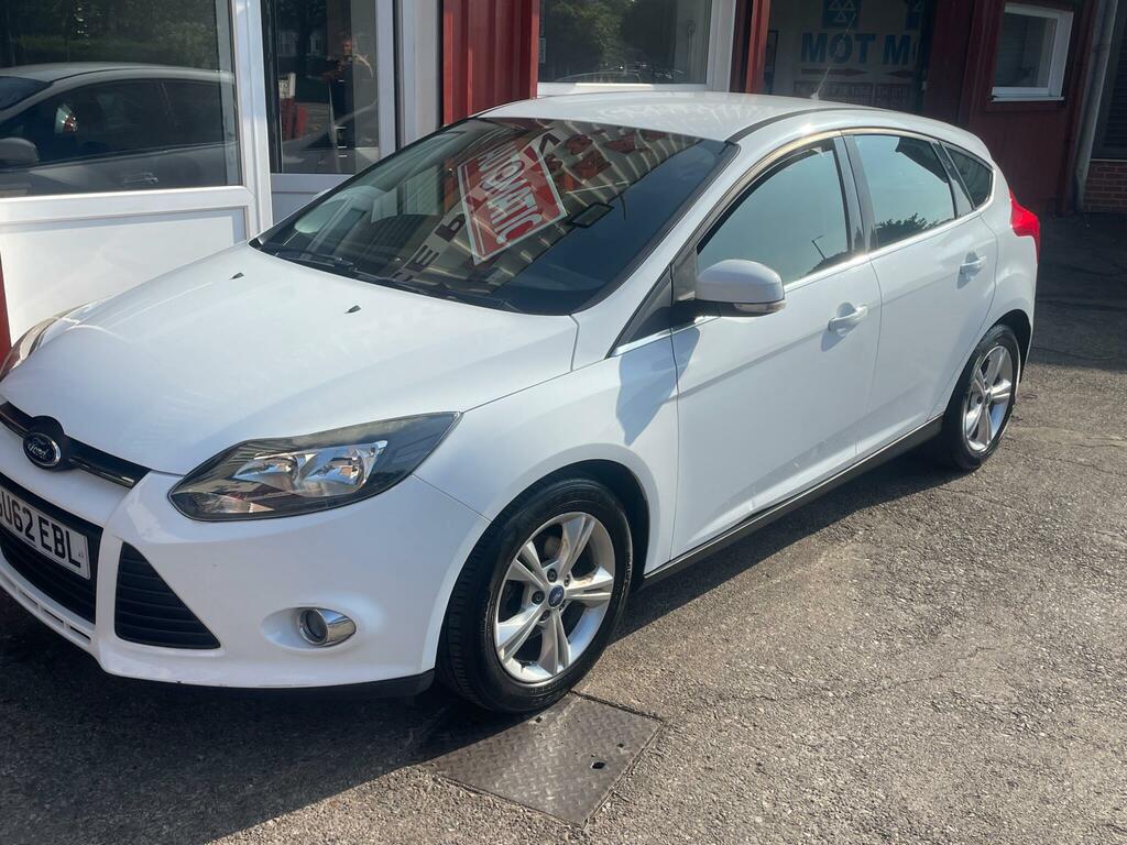 Ford Focus Zetec White