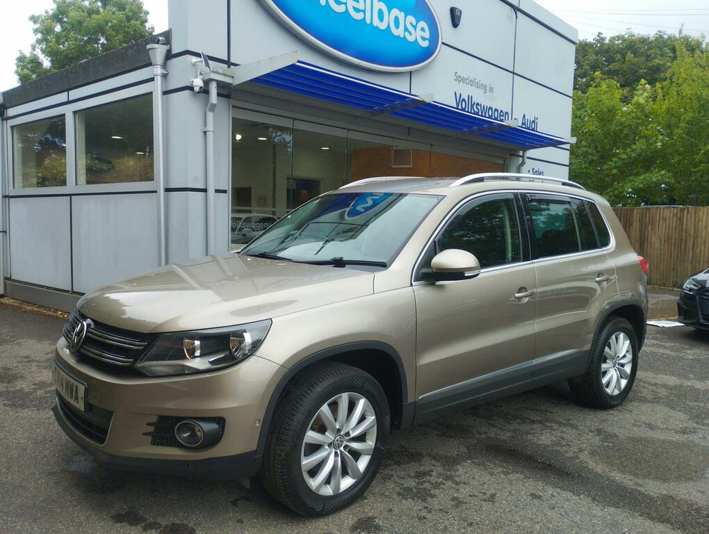 Volkswagen Tiguan 2.0 Tdi Bluemotion Tech Match Dsg 4Wd Euro 5 Ss CV14MWA Beige