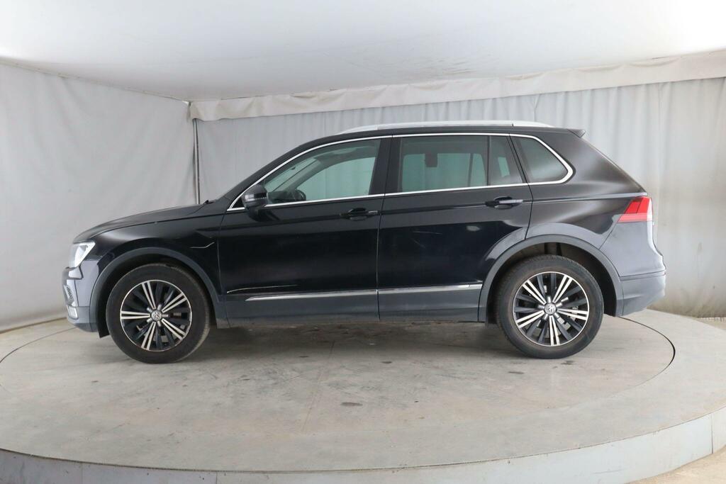 Volkswagen Tiguan 1.4 Tsi Bluemotion Tech Se Navigation Euro 6 Ss MW07EVE Black #6