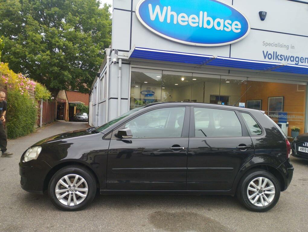 Volkswagen Polo S Black #3