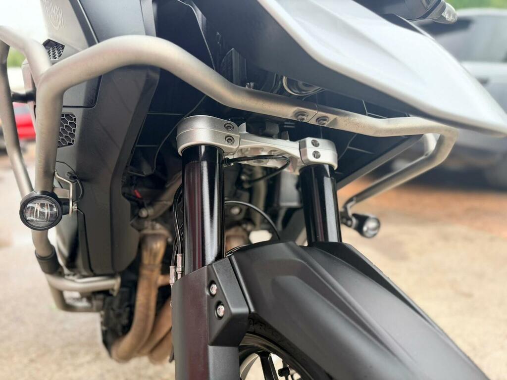 Triumph  Street Triple Rs 19My Silver #54