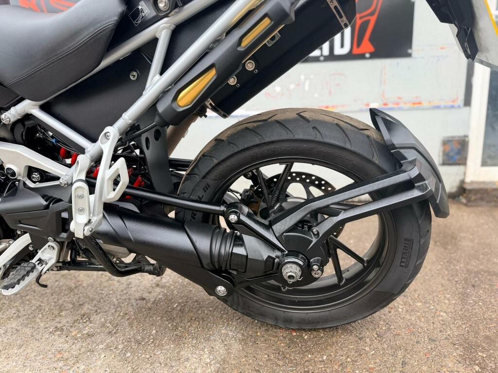 Triumph  Street Triple Rs 19My Silver #2