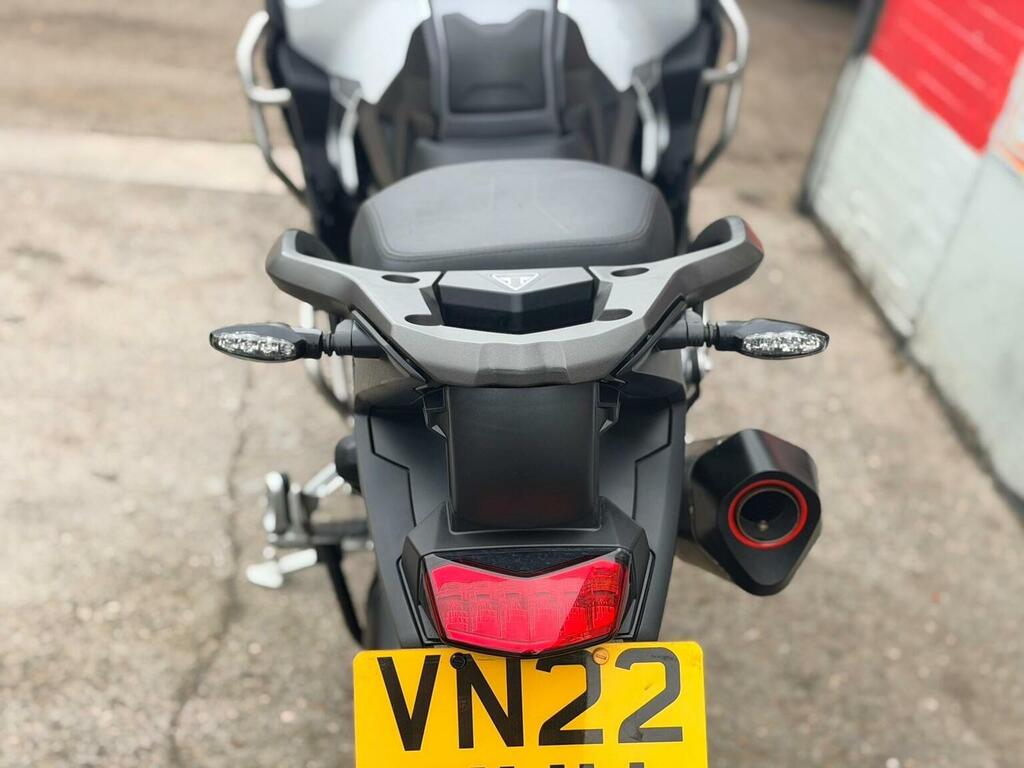 Triumph  Street Triple Rs 19My Silver #42