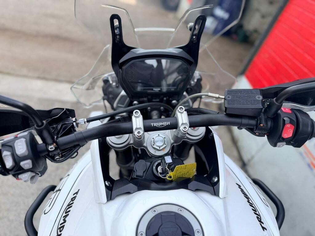 Triumph  Xrx Black #7