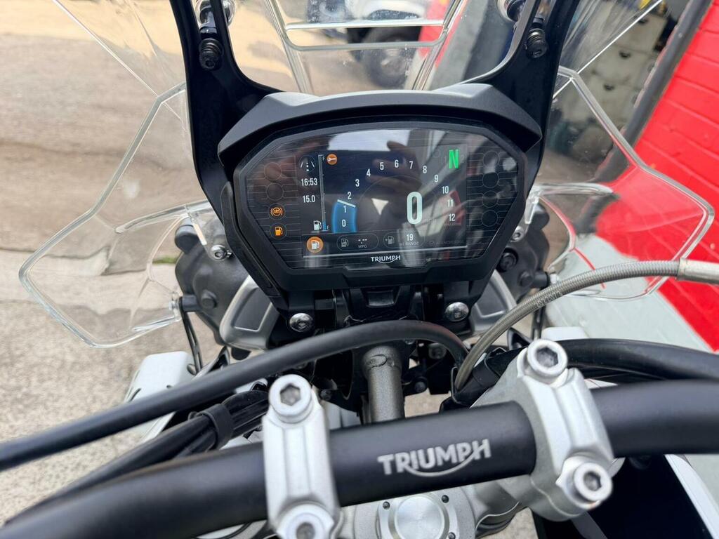 Triumph  Xrx Black #14
